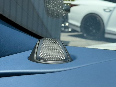 2024 Aston Martin DB12 照片 36