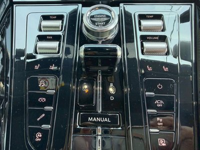 2024 Aston Martin DB12 照片 31