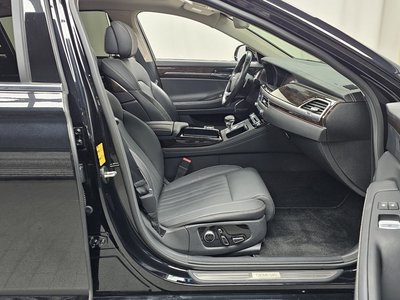 2020 Genesis G90 — миниатюра 17