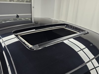 2020 Genesis G90 — миниатюра 25