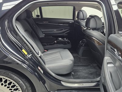 2020 Genesis G90 — миниатюра 18