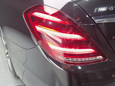 2018 Mercedes-BENZ S-CLASS photo 10