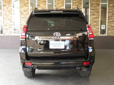 TOYOTA LAND CRUISER PRADO - 7