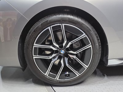BMW 7 SERIES - 6
