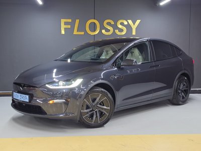 TESLA MODEL X - 4