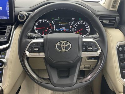 TOYOTA LAND CRUISER - 10