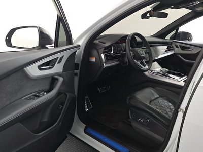 AUDI Q7 - 10