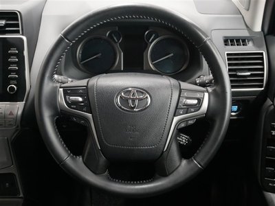 2023 Toyota LAND CRUISER PRADO 缩略图 28