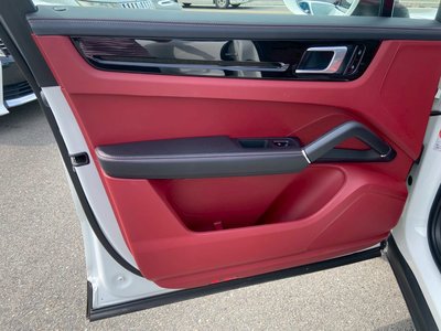صورة مصغرة 16 لـ 2020 Porsche CAYENNE