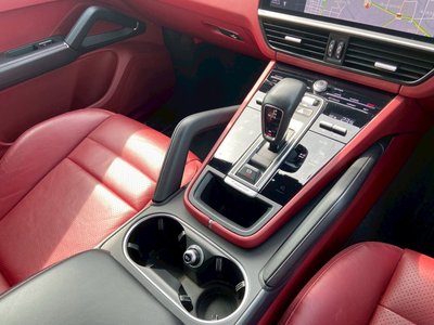 صورة مصغرة 32 لـ 2020 Porsche CAYENNE