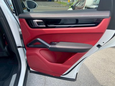 صورة مصغرة 18 لـ 2020 Porsche CAYENNE
