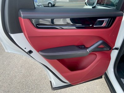 صورة مصغرة 17 لـ 2020 Porsche CAYENNE