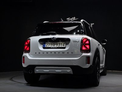MINI COUNTRYMAN - 4