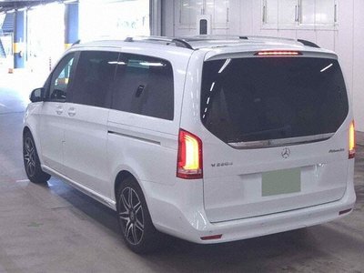 2023 Mercedes-BENZ V-CLASS 照片 2