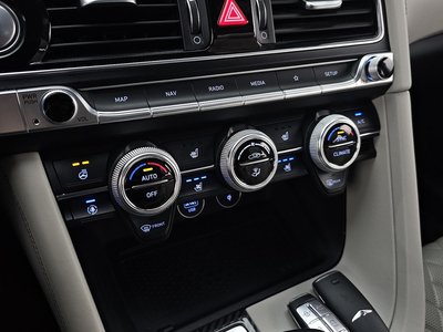 2021 Genesis THE NEW G70 缩略图 31