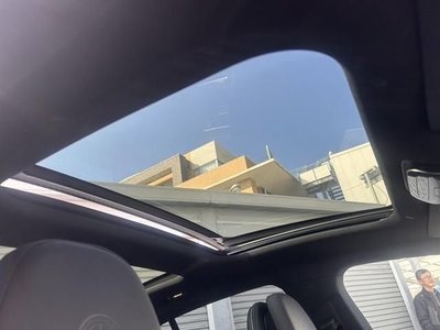 MERCEDES-BENZ EQE - 8