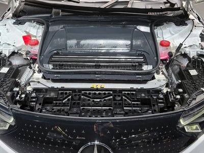 MERCEDES-BENZ EQE - 7