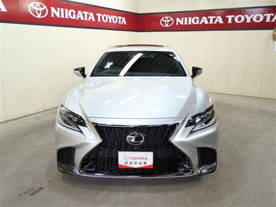 LEXUS LS - 4