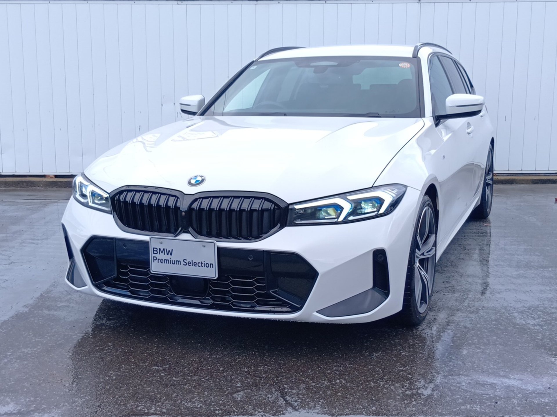 BMW 3 SERIES TOURING - View 1