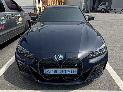 BMW I4