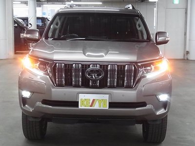 TOYOTA LAND CRUISER PRADO - 9