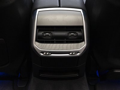 صورة مصغرة 19 لـ 2023 BMW 7 SERIES