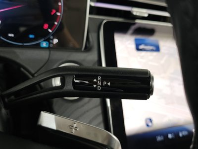 MERCEDES-BENZ E-CLASS - 9