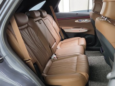 صورة مصغرة 17 لـ 2025 Genesis GV70