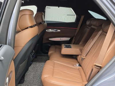 صورة مصغرة 18 لـ 2025 Genesis GV70