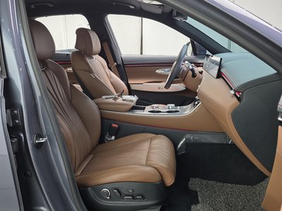 صورة مصغرة 16 لـ 2025 Genesis GV70