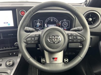 TOYOTA GR YARIS - 2