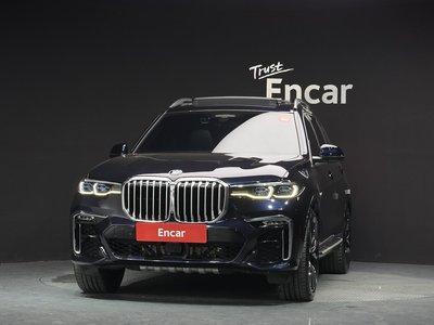 2022 BMW X7 照片 2