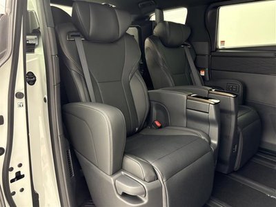 TOYOTA ALPHARD - 10