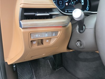 2023 Genesis G80 (RG3) thumbnail 12