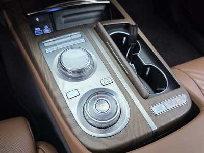 2023 Genesis G80 (RG3) — фото 9