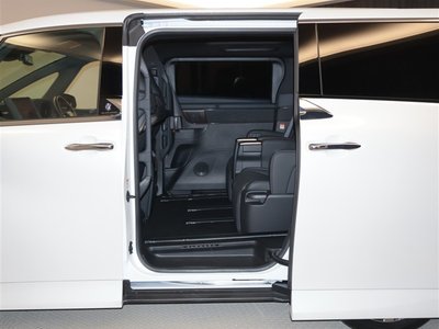 2024 Toyota ALPHARD thumbnail 25