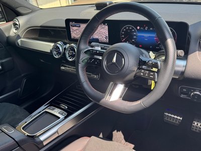 MERCEDES-BENZ GLB - 10