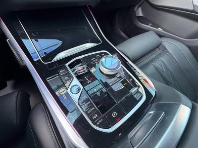 2025 BMW X5 thumbnail 17