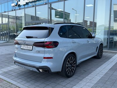 2025 BMW X5 photo 3