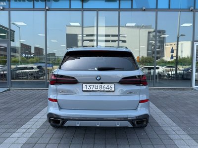 2025 BMW X5 photo 2