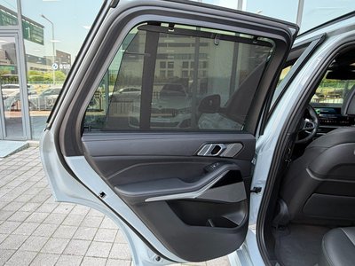 2025 BMW X5 thumbnail 11