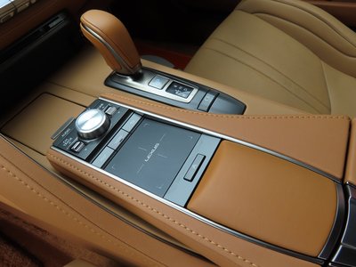 صورة مصغرة 71 لـ 2023 Lexus LC CONVERTIBLE