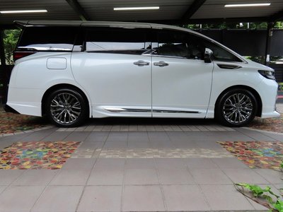 2026 Toyota VELLFIRE 照片 4