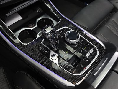 2021 BMW X7 thumbnail 12