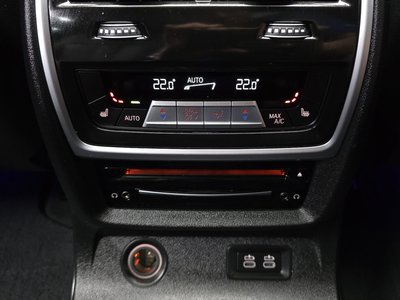 2021 BMW X7 thumbnail 25