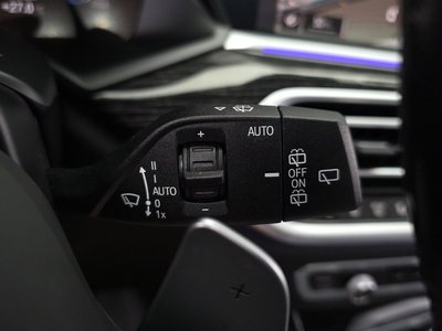 2021 BMW X7 thumbnail 30