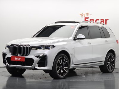 2021 BMW X7 photo 1