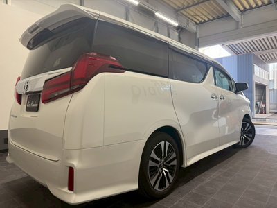 TOYOTA ALPHARD - 4