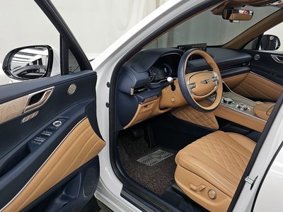 GENESIS GV80 - 10
