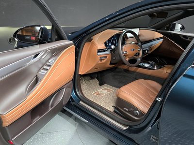 GENESIS G80 (RG3) - 10